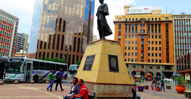 Johannesburg: City, Apartheid Museum and Soweto Guided Tour - Key Points
