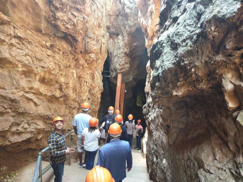 Johannesburg: Cradle of Human Kind & Lesedi Cultural Village - Key Points