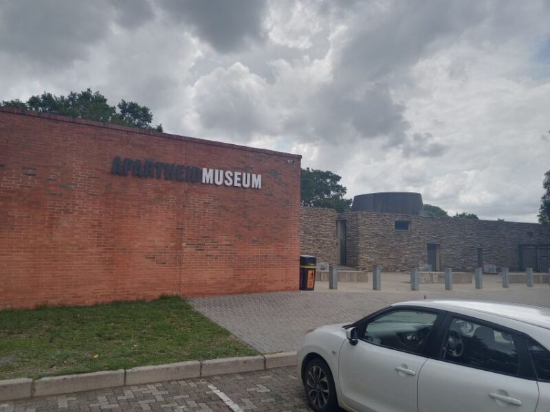 Johannesburg: Private Guided City Tour With Apartheid Museum - Key Points
