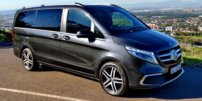 Johannesburg: Private Transfer Sandton to Lanseria - Explore Johannesburg Attractions