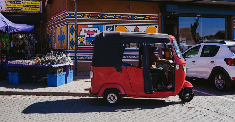 Johannesburg: Soweto by Tuk Tuk - Tour Experience and Highlights