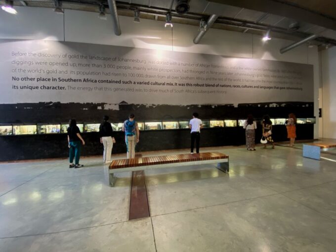 Johannesburg: Soweto Tour With Lunch - Community Exploration