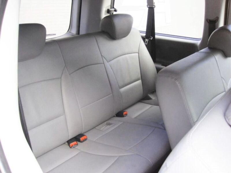 Johannesburg to Sandton: Airport Transfers (1-8 Pax: Van) - Vehicle Capacity
