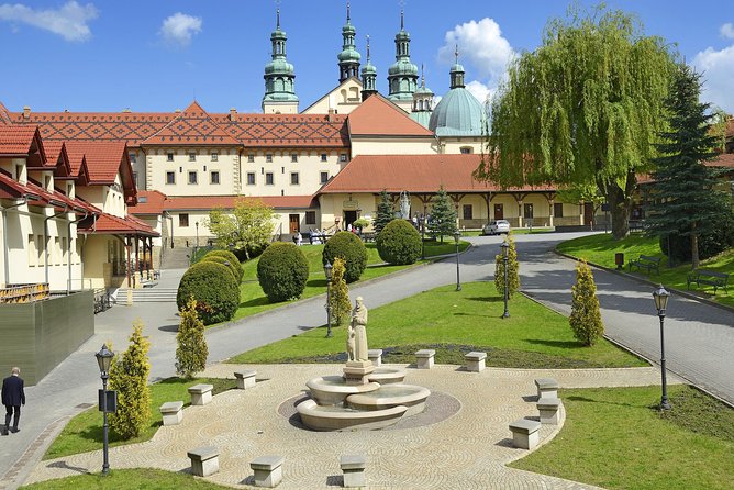 John Paul II Route Guided Tour With Private Transport - Inclusions