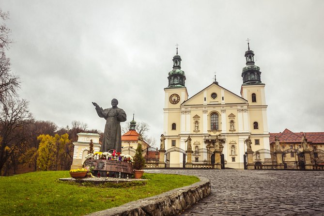 John Paul II Route Guided Tour With Private Transport - Highlights of the Pilgrimage Route