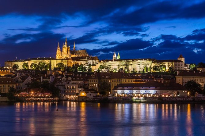 Johnnys Prague Photography Tour - Cancellation Policy