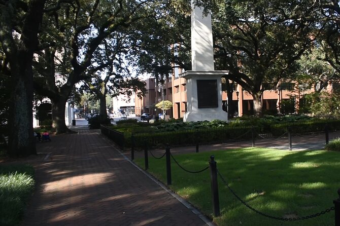 Johnson Square to Independent Presbyterian: A Self-Guided Audio Tour of Savannah - Customer Feedback and Ratings