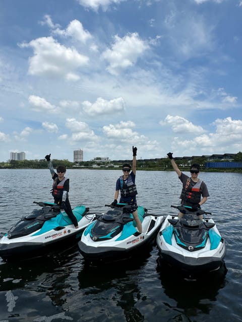 Johor Bahru : Seadoo JetSki 30mins Self Ride Tour(Single) - Frequently Asked Questions