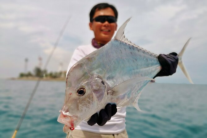 Join-in Yacht Fishing at the Southern Islands of Singapore - Learning and Skill Development