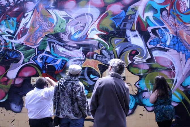 Join the Locals: 2-Hour Precinct Tour of Dealer Art Galleries - Participation and Accessibility