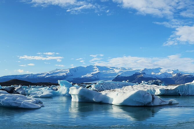 Jokulsarlon, Diamond Beach & Ice Cave(With Flight From Reykjavik) - Health and Accessibility