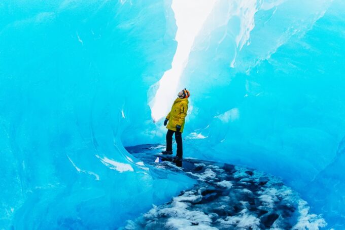 Jökulsárlón: Vatnajökull Glacier Blue Ice Cave Guided Tour - Accessing the Ice Caves