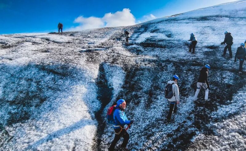 Jökulsárlón: Vatnajökull Glacier Guided Hiking Tour - Participant Suitability