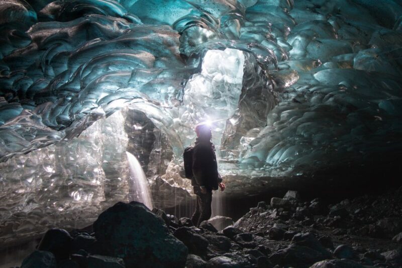 Jökulsárlón: Vatnajökull Glacier Ice Cave Guided Day Trip - Accessibility and Transportation