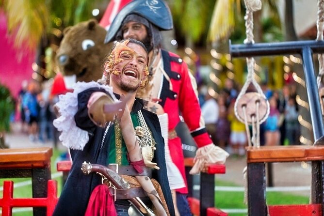 Jolly Roger Pirate Show and Dinner Cruise With Open Bar - Pirate Show and Acrobatics