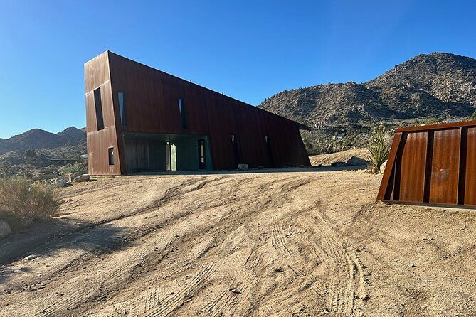 Joshua Tree Architecture & Art Tour  Iconic Homes & Desert Art - Who Will Love This Tour?