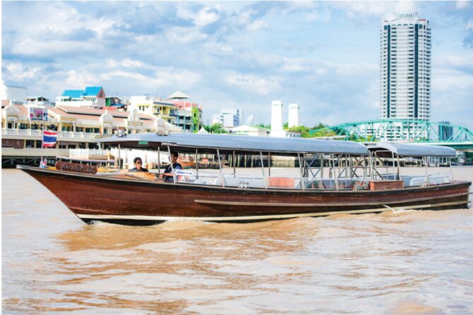 Journey Along the Chao Phraya River 1-Hour Boat Charter - Included in the Experience