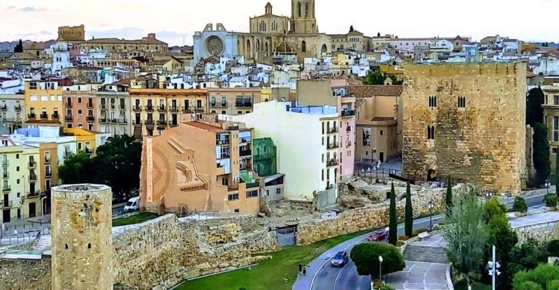 Journey to the Past: the Roman Tarraco and Old Town - Experience Local Culture