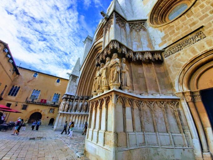 Journey to the Past: the Roman Tarraco and Old Town - Frequently Asked Questions