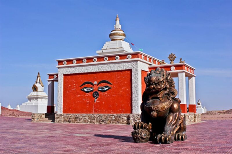 Journey to the World Energy Center in Mongolian Eastern Gobi - Getting to the Monastery