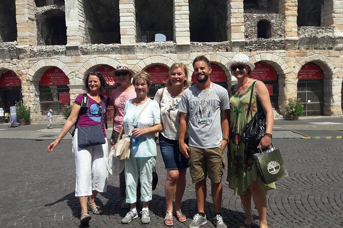 Juliet & Romeos Balcony - Skip the Line & Verona City With Guide - Meeting and Pickup