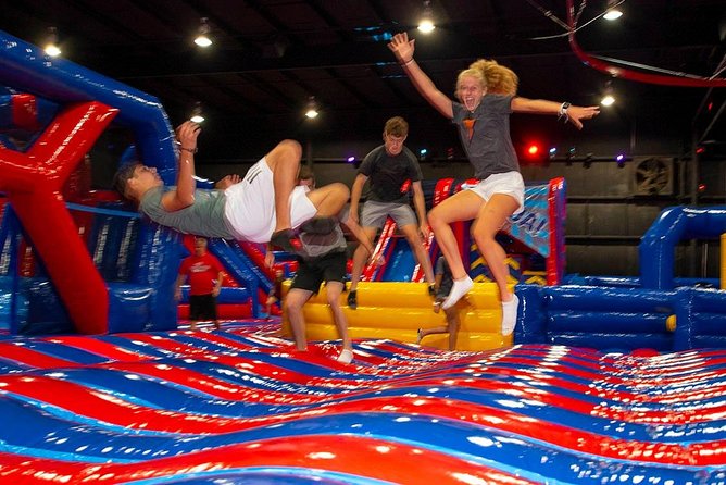 Jumpin Fun Inflata Park - Key Points