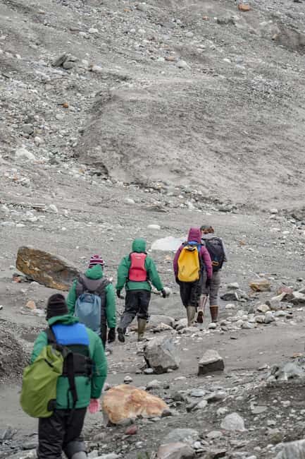 Juneau: Mendenhall Glacier Canoe Paddle and Hike - The Guides: Knowledgeable and Friendly
