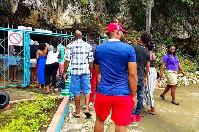 Jungle River Tubing and Green Grotto Caves From Ocho Rios - Booking Your Stay
