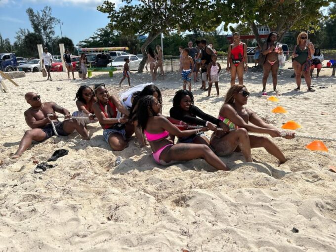 Junkanoo Party Bus Beach Tour - Getting to the Starting Location