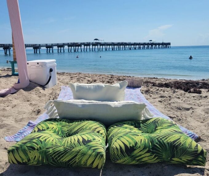 Juno Beach: All-Inclusive Beach Day Cabana Rental - Customizable Beach Packages