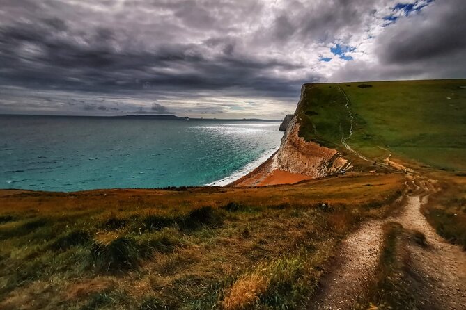 JURASSIC SPECTACULAR | 10+ Stops on the Jurassic Coast! - Inclusions and Amenities Provided