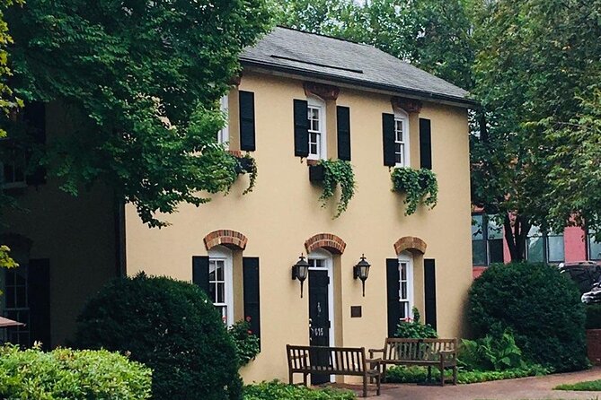 Just Desserts Tour In Greenville - Indulge in Decadent Desserts