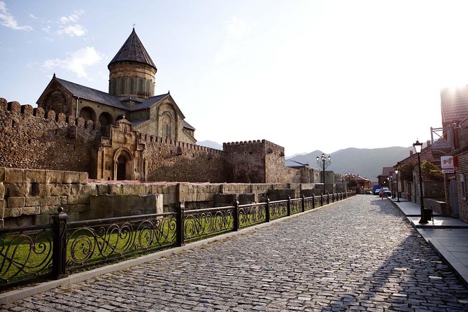 Jvari Monastery, Ananuri, Gudauri, Kazbegi Group & Private Tour - Exploring Jvari Monastery