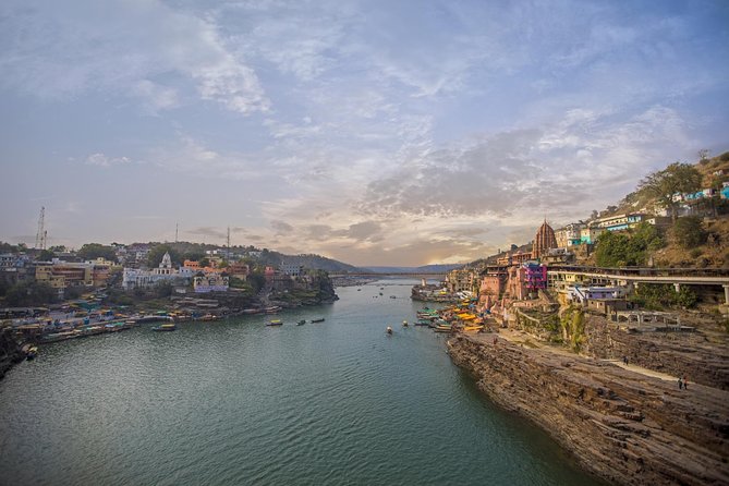 Jyotirlinga Journey: Indore to Omkareshwar Private Day Trip - Good To Know