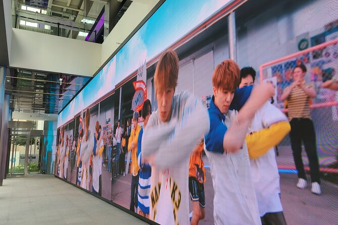 K-Pop Fan One Day Tour From Seoul - Reenacting K-Pop Music Videos