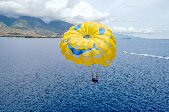 Kaanapali Beach Parasailing: Soar Above Maui's Stunning Coastline - Location and Meeting Point