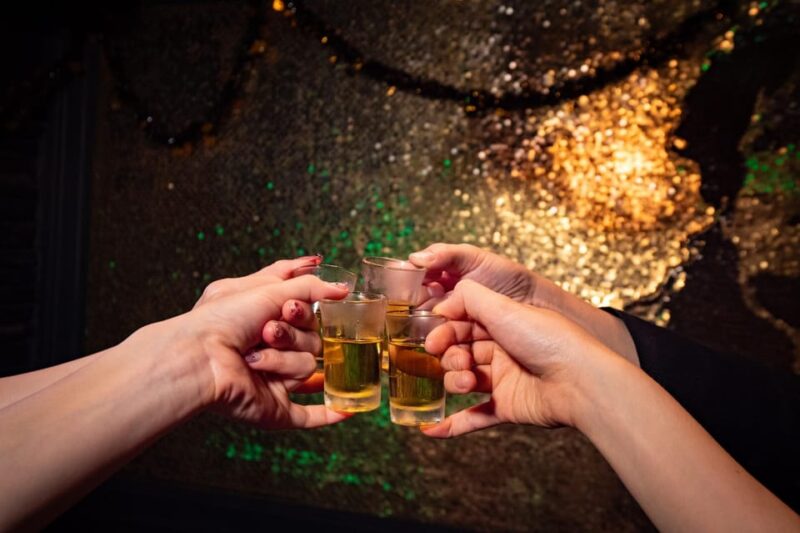 Kabukicho Bar Hopping and Grab a Bite Tour - Shinjuku 3-chome Starting Point