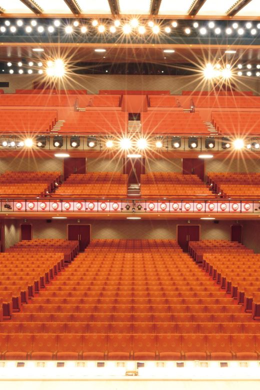 Kabukiza Theatre Show Ticket - Dress Code and Etiquette