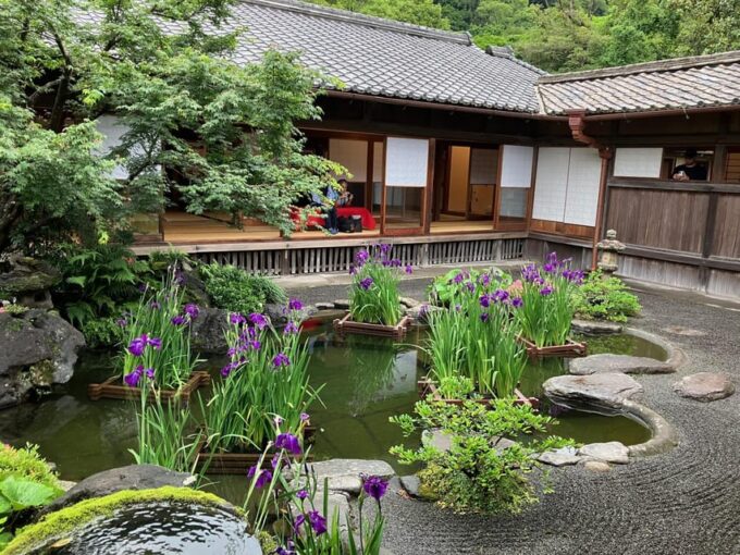 Kagoshima Custom Tour With Private Car and Driver - Discovering Sengan-en Garden