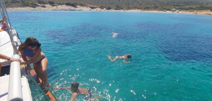 Kaiki Cruise to Antiparos & Despotiko Including BBQ Lunch - Hotel Pickup and Drop-off