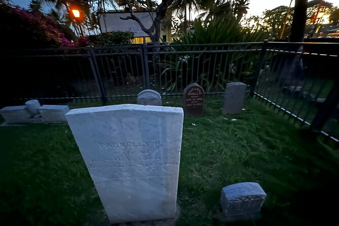 Kailua-Kona Haunted History Walking Ghost Tour - Accessibility and Participation