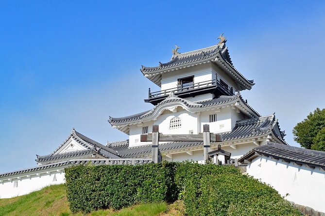 Kakegawa Castle and Sake Tasting Private Tour With Public Train - Transportation and Accessibility