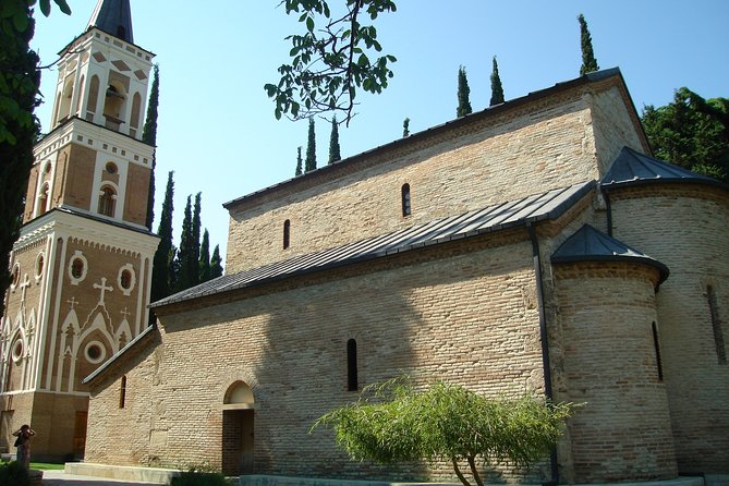 Kakheti: Signagi, Bodbe Monastery, Telavi, Wine Tour. Private Tour - Exploring Telavi