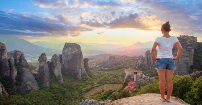 Kalabaka/Kastraki: Meteora Sunset, Monastery, and Caves Tour - Sunset Viewing Experience