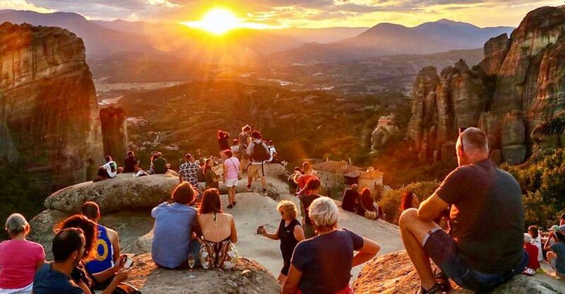Kalabaka: Majestic Sunset Meteora Tour With a Local Guide - Key Points