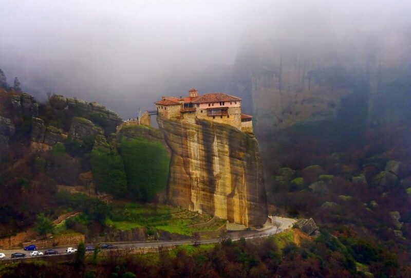 Kalabaka: Meteora Monasteries Minibus Tour With Photo Stops - Customer Feedback