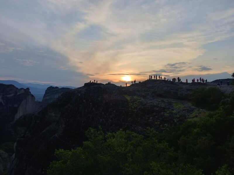 Kalabaka or Kastraki: Meteora Sunset Tour - Itinerary Highlights