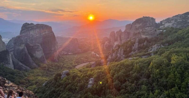 Kalabaka or Kastraki: Meteora Sunset Tour - Inclusions