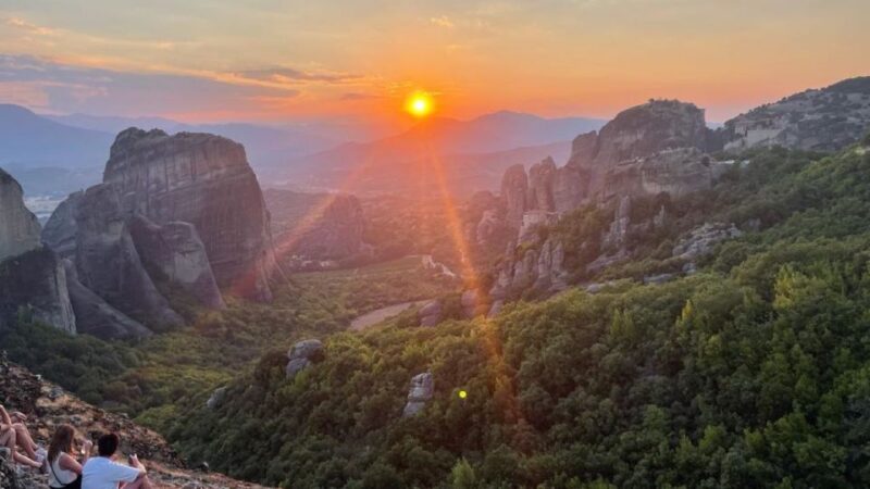Kalabaka or Kastraki: Meteora Sunset Tour - Exploring the Byzantine Church