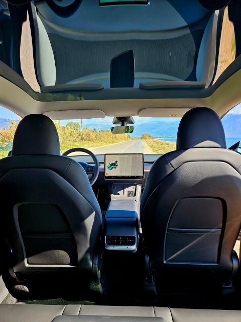 Kalamata Airport: Private Transfer to Costa Navarino - Luggage Allowance